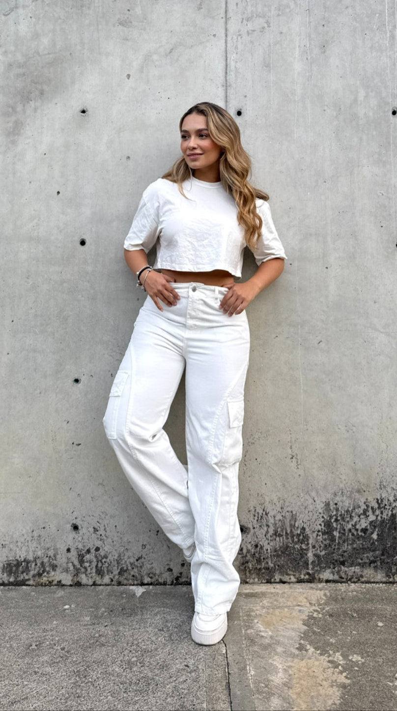 Jean Wide Leg Cargo Color Marfil