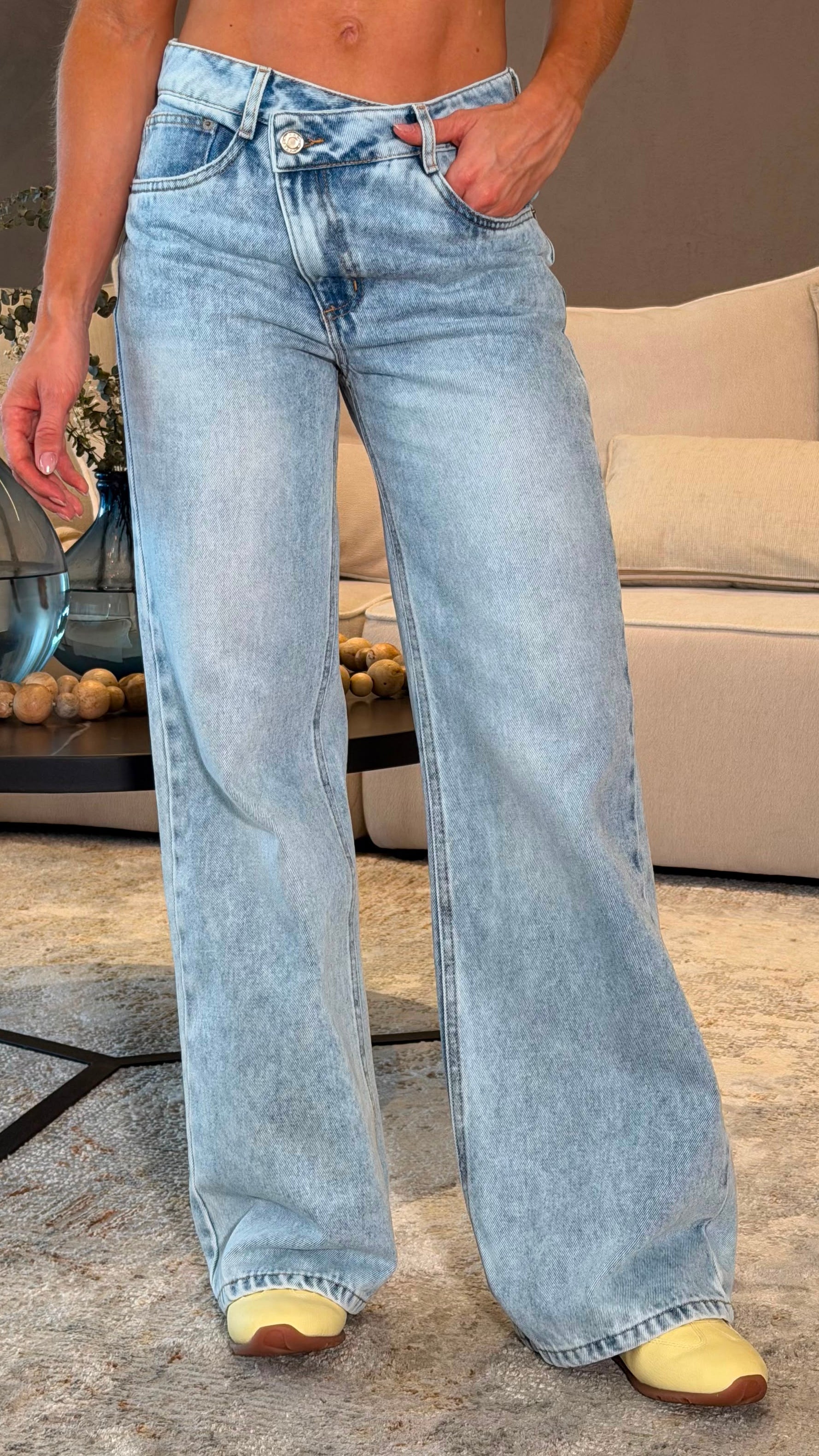REF 107301-1 Jean Wide Leg Pretina Cruzada Azul Claro